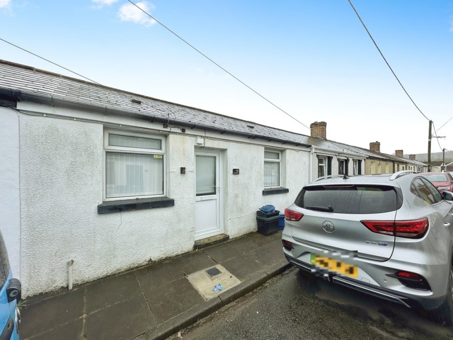 Powell Street, Bedlinog, Treharris, 2 bedroom, Mid Terraced Bungalow